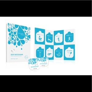 Deep Water Bomb Moisturizing Sleeping Face Mask